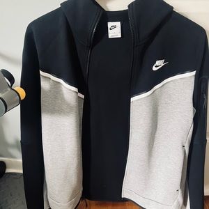 Brand new Nike tech hoodie